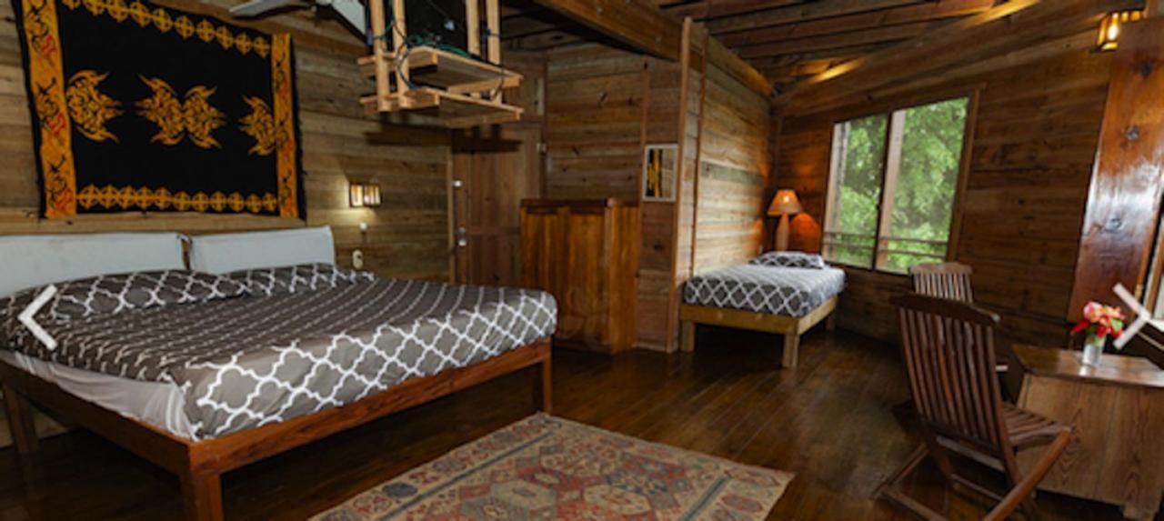 Roatan Bed & Breakfast Apartments West End Buitenkant foto
