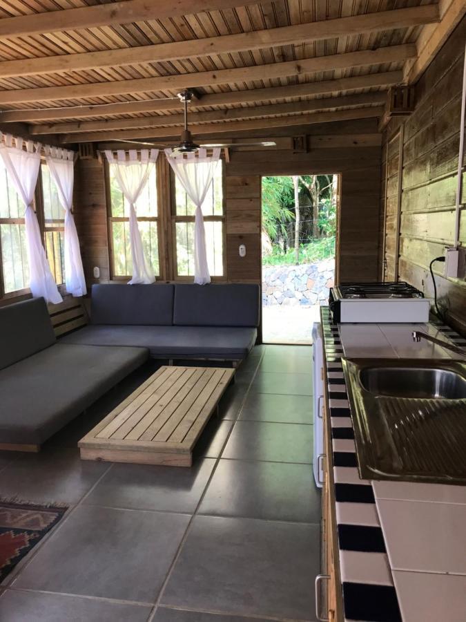 Roatan Bed & Breakfast Apartments West End Buitenkant foto