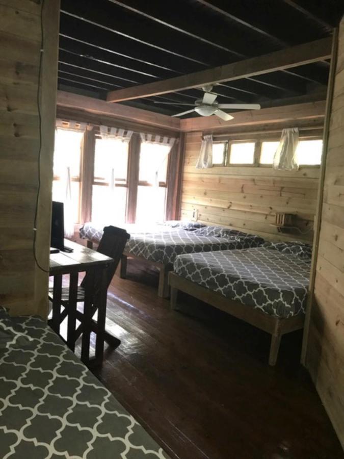 Roatan Bed & Breakfast Apartments West End Buitenkant foto