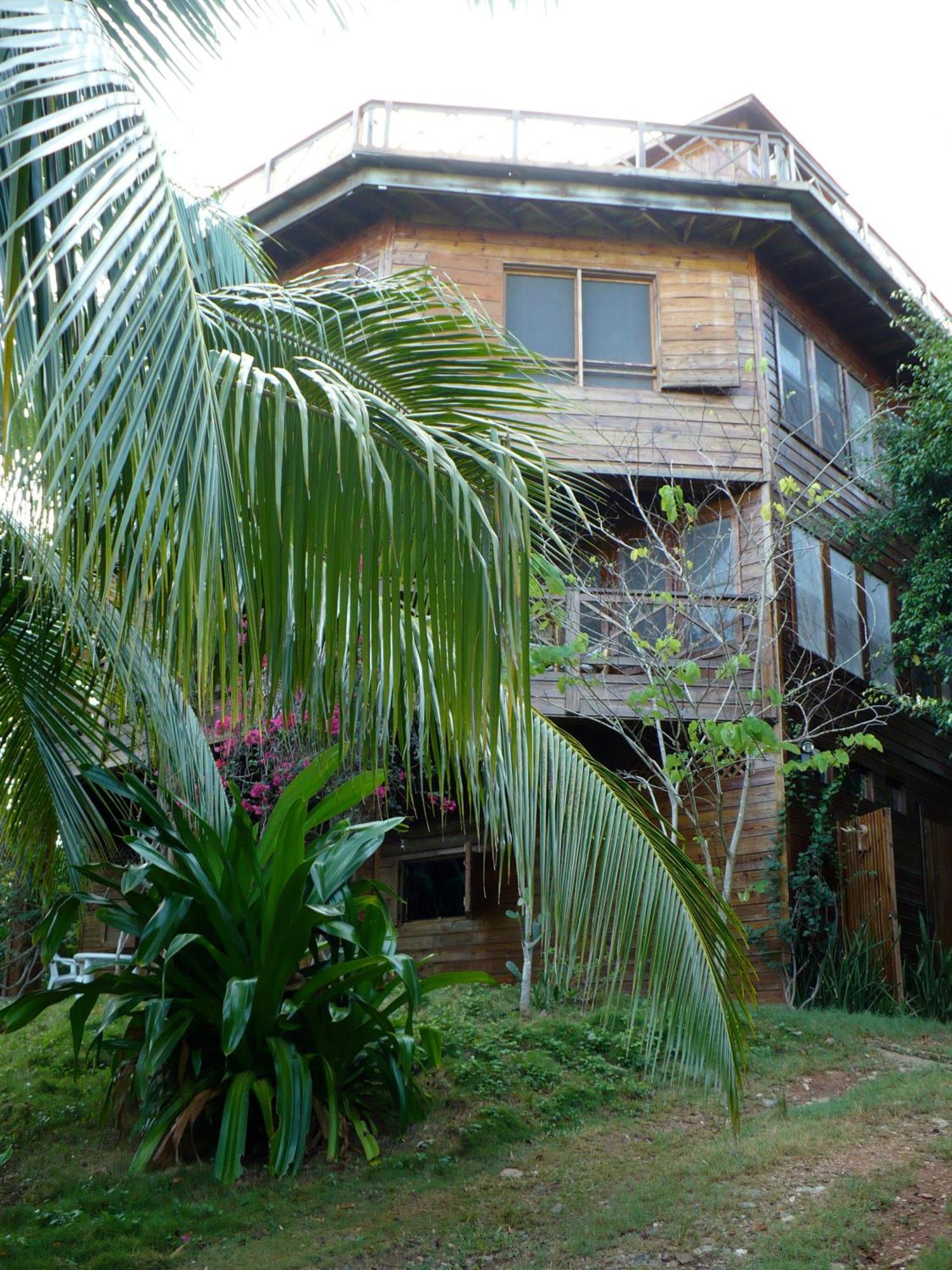 Roatan Bed & Breakfast Apartments West End Buitenkant foto