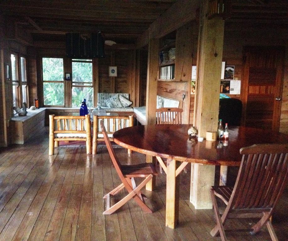 Roatan Bed & Breakfast Apartments West End Buitenkant foto